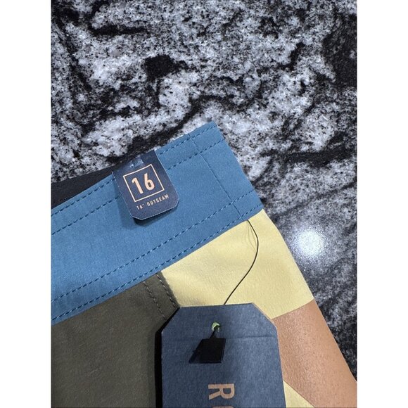 Roark Passage 16” Side Panel Boardshorts Military Green Mens Size 28 NWT RB471 - Picture 4 of 11